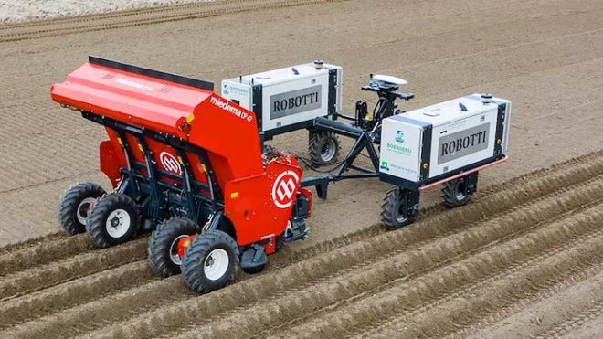 Why Over 50% of Farmers Say They're Willing to Give Ag Robots a Shot